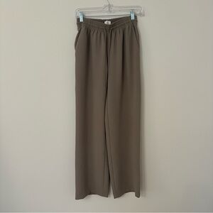 Wilfred Crepette Straight Leg Pants